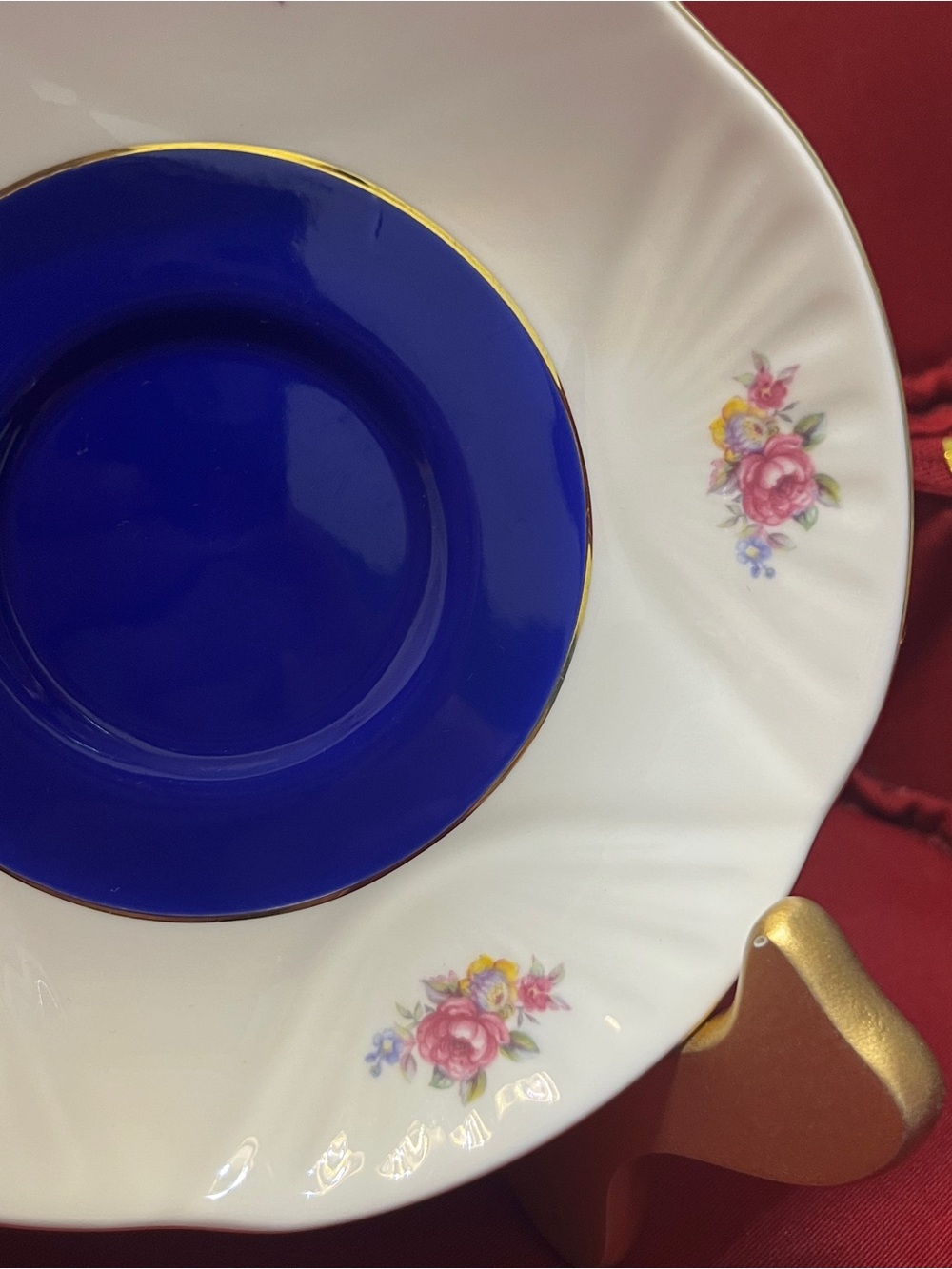 🛍️5 FOR $20 🛍️ Cobalt Center Porcelain Dinner Plate with Pink Rose Accents - Picture 9 of 13